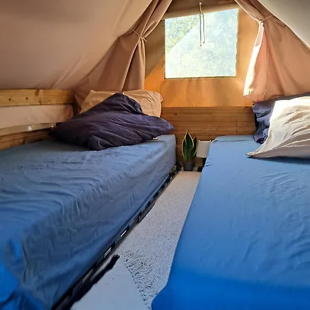 Campsite Au Bord Du Canal Du Midi Carcassonne