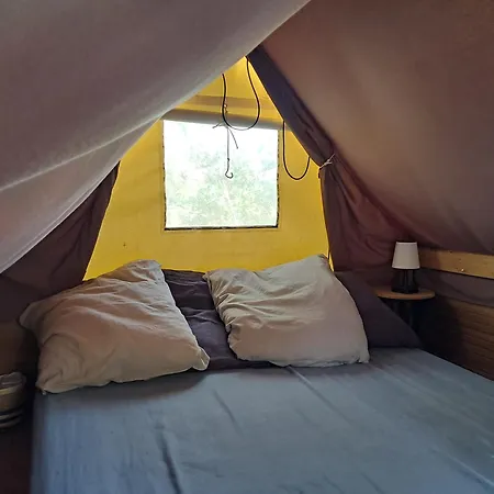 Au Bord Du Canal Du Midi Campsite *